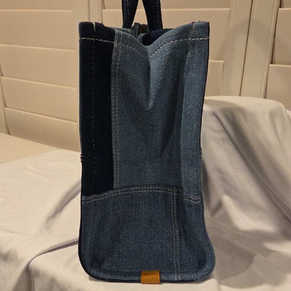 NWOT - Marc Jacobs Large Denim Tote Bag - Picture 4 of 9